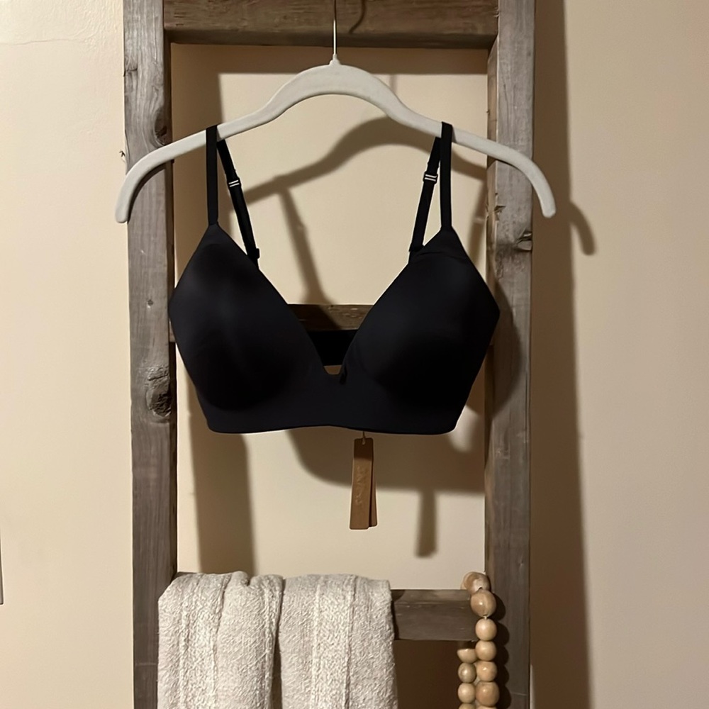 Skims NWT 32DD bra